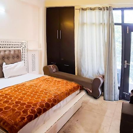 Hotel Jagannath New Delhi Exteriör bild