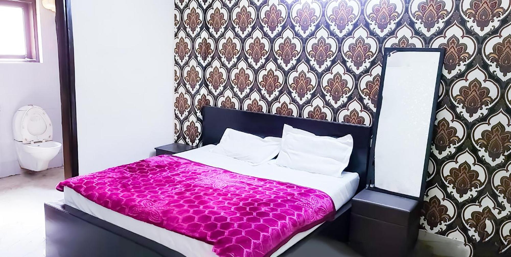 Hotel Jagannath New Delhi Exteriör bild
